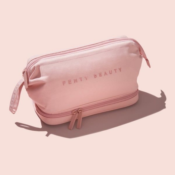 FENTY BEAUTY BAECATION GETAWAY Embroidered Coco nude bag - Picture 3 of 12